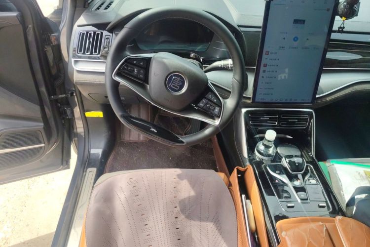 Used BYD Tang New Energy 2022 DM-p 215KM Four-Wheel Drive Flagship Model Steering Wheel