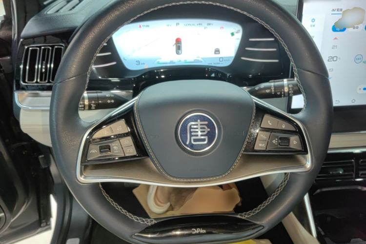 Used BYD Tang New Energy 2022 DM-p 215KM Four-Wheel Drive Flagship Model Steering Wheel