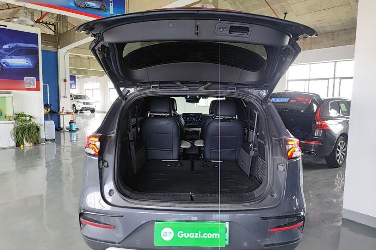 Used BYD Tang New Energy 2022 EV 730KM Luxury Model Trunk