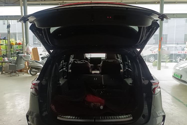 Used BYD Tang New Energy 2022 DM-p 215 km All-Wheel-Drive Deluxe Model Trunk