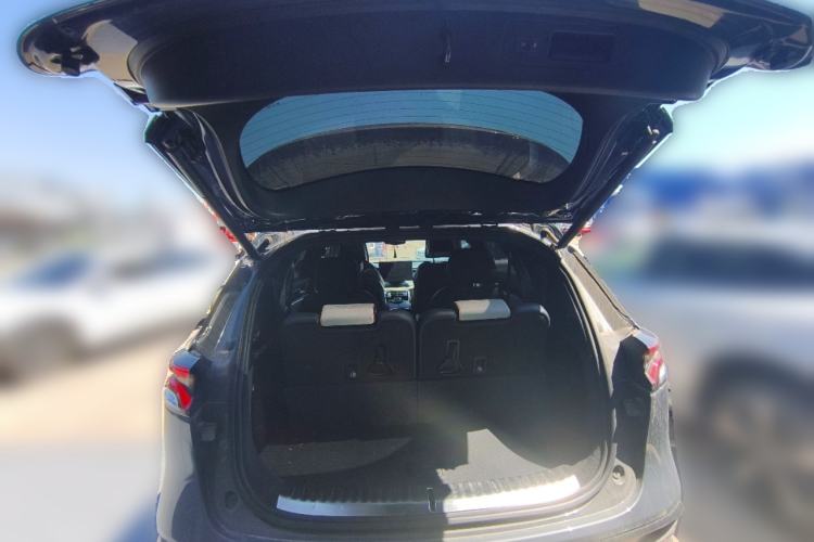 Used BYD Tang New Energy 2022 EV 635 km All-Wheel-Drive Flagship Model Trunk