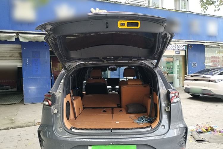 Used BYD Tang New Energy 2022 DM-p 215KM Four-Wheel Drive Flagship Model Trunk