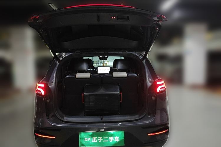 Used BYD Tang New Energy 2022 EV 730KM Luxury Model Trunk
