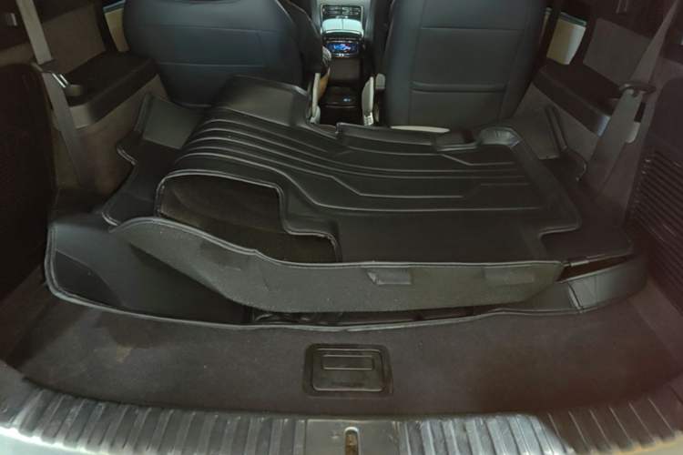 Used BYD Tang New Energy 2022 DM-p 215KM Four-Wheel Drive Flagship Model Trunk
