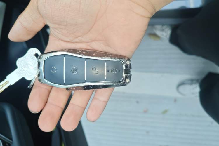 Used BYD Tang New Energy 2022 DM-p 215KM Four-Wheel Drive Flagship Model Vehicle Key