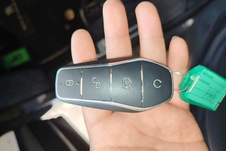 Used BYD Tang New Energy 2022 EV 730KM Luxury Model Vehicle Key