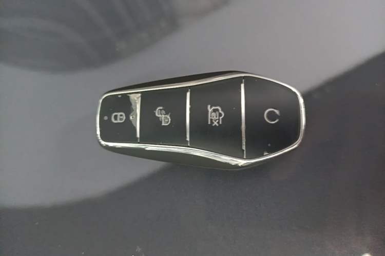 Used BYD Tang New Energy 2022 EV 635 km All-Wheel-Drive Flagship Model Vehicle Key