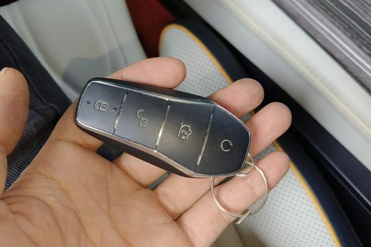 Used BYD Tang New Energy 2022 DM-p 215KM Four-Wheel Drive Flagship Model Vehicle Key