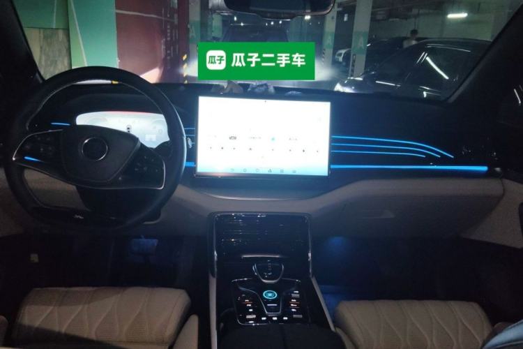 Used BYD Tang New Energy 2022 DM-p 215KM Four-Wheel Drive Flagship Model Center Console