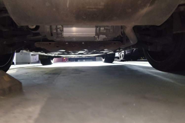 Used BYD Tang New Energy 2022 DM-p 215KM Four-Wheel Drive Flagship Model Chassis Rear