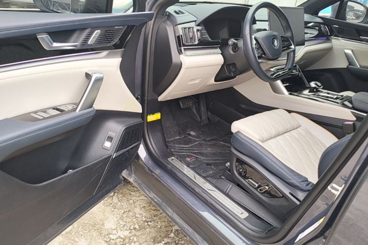 Used BYD Tang New Energy 2022 EV 635 km All-Wheel-Drive Flagship Model Driver Seat
