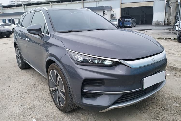 Used BYD Tang New Energy 2022 EV 635 km All-Wheel-Drive Flagship Model Front Right 45 Deg