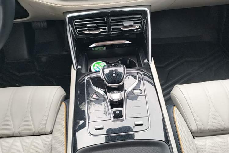 Used BYD Tang New Energy 2022 EV 635 km All-Wheel-Drive Flagship Model Gear Lever