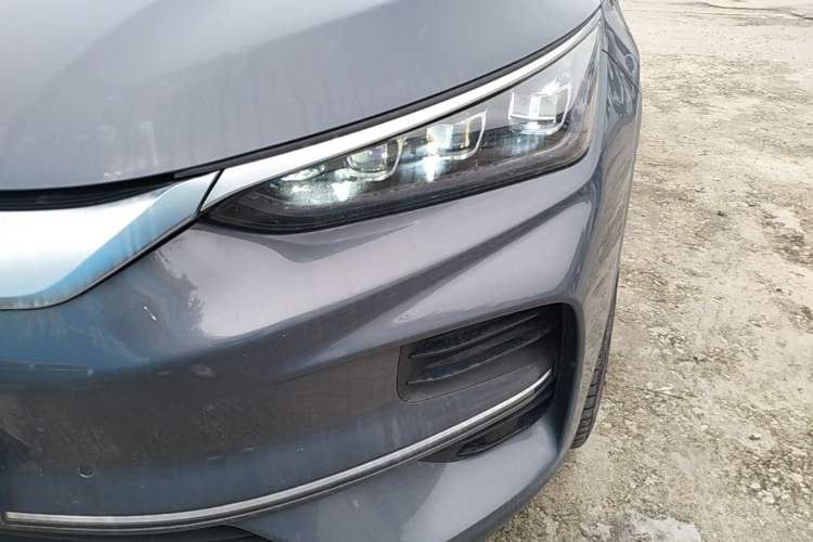 Used BYD Tang New Energy 2022 EV 635 km All-Wheel-Drive Flagship Model Left Front Headlight