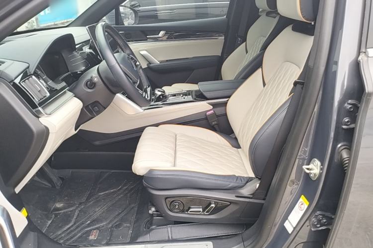 Used BYD Tang New Energy 2022 EV 635 km All-Wheel-Drive Flagship Model Left Front Seat
