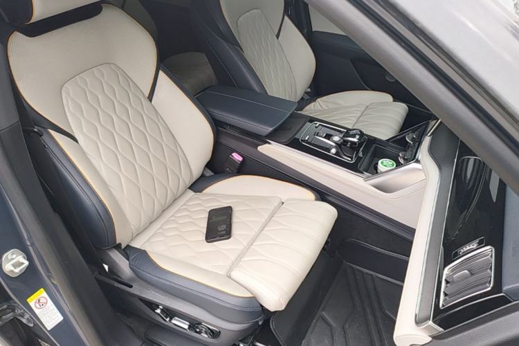 Used BYD Tang New Energy 2022 EV 635 km All-Wheel-Drive Flagship Model Right Front Seat