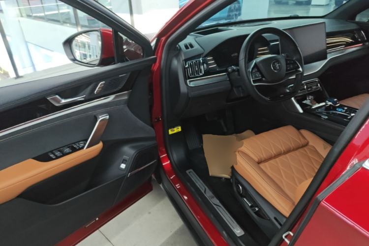Used BYD Tang New Energy 2022 DM-p 215KM Four-Wheel Drive Flagship Model Driver Seat