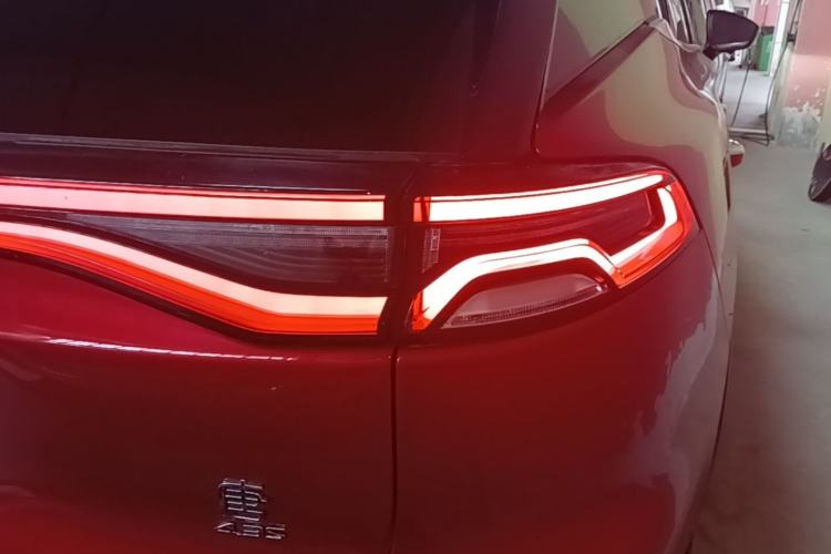 Used BYD Tang New Energy 2022 DM-p 215KM Four-Wheel Drive Flagship Model Right Rear Taillight