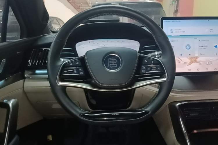 Used BYD Tang New Energy 2022 DM-p 215KM Four-Wheel Drive Flagship Model Steering Wheel