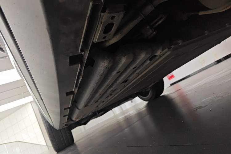 Used BYD Tang New Energy 2022 DM-p 215 km All-Wheel-Drive Deluxe Model Chassis Rear Left