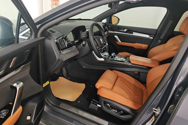 Used BYD Tang New Energy 2022 DM-p 215 km All-Wheel-Drive Deluxe Model Driver Seat