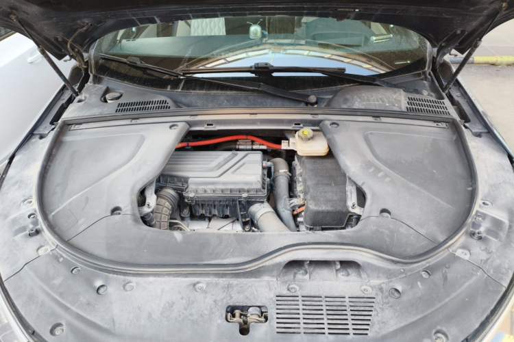 Used BYD Tang New Energy 2022 DM-p 215KM Four-Wheel Drive Flagship Model Engine Bay