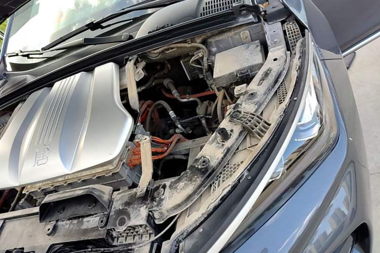 Used BYD Tang New Energy 2022 EV 730KM Luxury Model Engine Bay Left