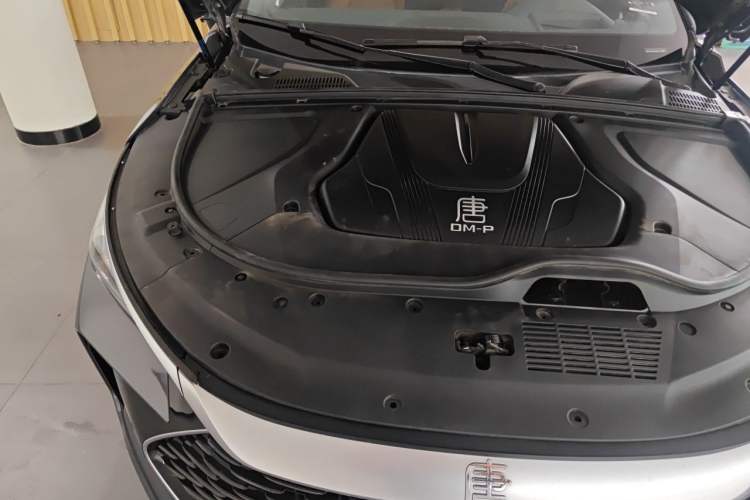 Used BYD Tang New Energy 2022 DM-p 215 km All-Wheel-Drive Deluxe Model Engine Bay Right