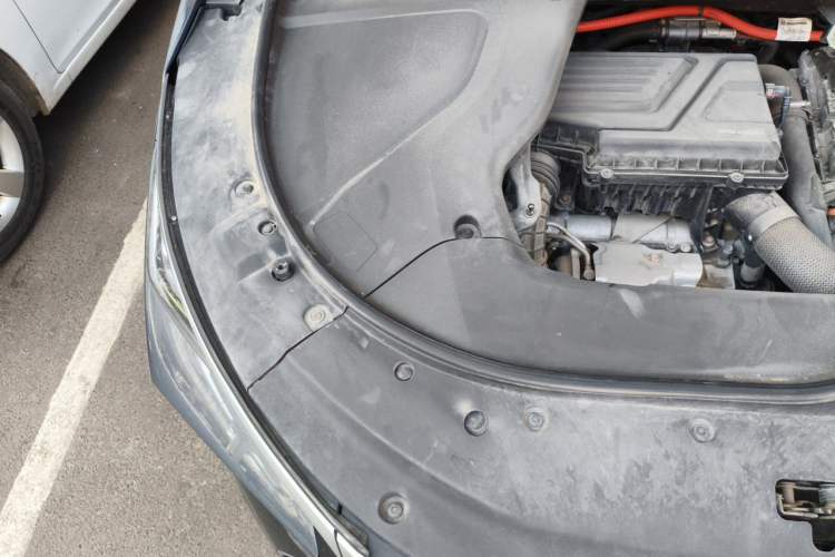 Used BYD Tang New Energy 2022 DM-p 215KM Four-Wheel Drive Flagship Model Engine Bay Right