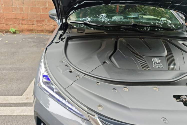 Used BYD Tang New Energy 2022 DM-i 252km Luxury Model Engine Bay Right