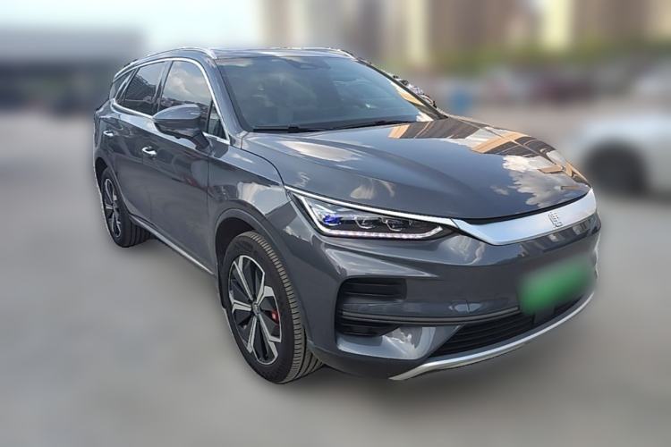 Used BYD Tang New Energy 2022 EV 730KM Luxury Model Front Right 45 Deg