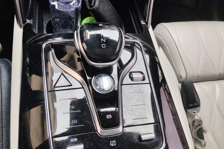 Used BYD Tang New Energy 2022 EV 635 km All-Wheel-Drive Flagship Model Gear Lever