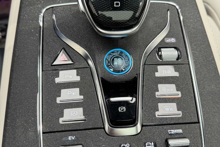 Used BYD Tang New Energy 2022 DM-p 215KM Four-Wheel Drive Flagship Model Gear Lever