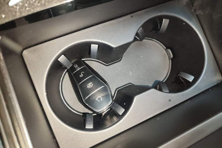 Used BYD Tang New Energy 2022 DM-p 215KM Four-Wheel Drive Flagship Model Interior 1