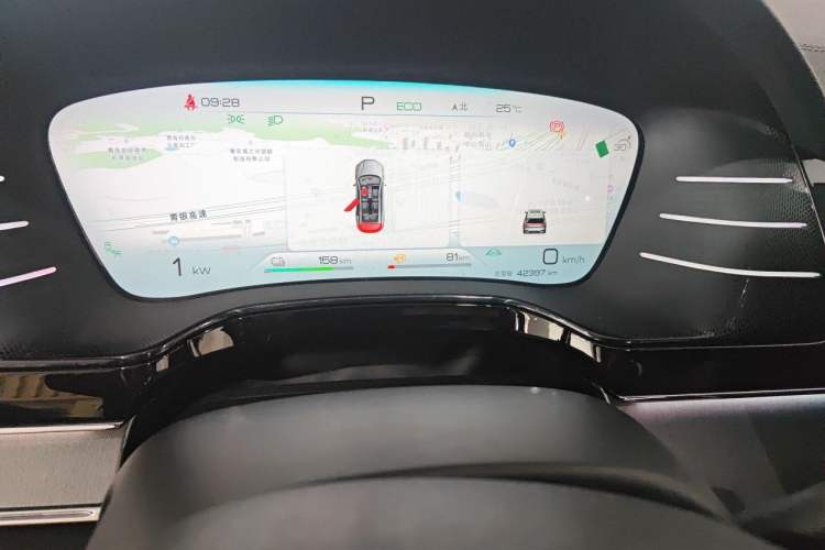 Used BYD Tang New Energy 2022 DM-p 215 km All-Wheel-Drive Deluxe Model Odometer Close Up
