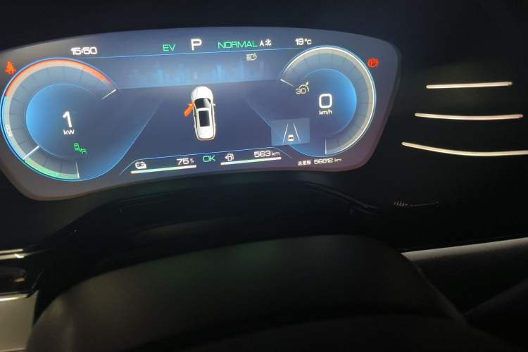 Used BYD Tang New Energy 2022 DM-p 215KM Four-Wheel Drive Flagship Model Odometer Close Up