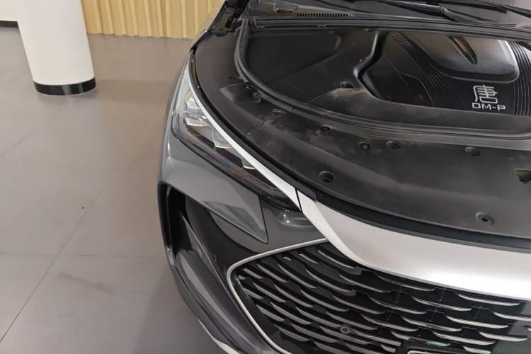 Used BYD Tang New Energy 2022 DM-p 215 km All-Wheel-Drive Deluxe Model Right Front Headlight
