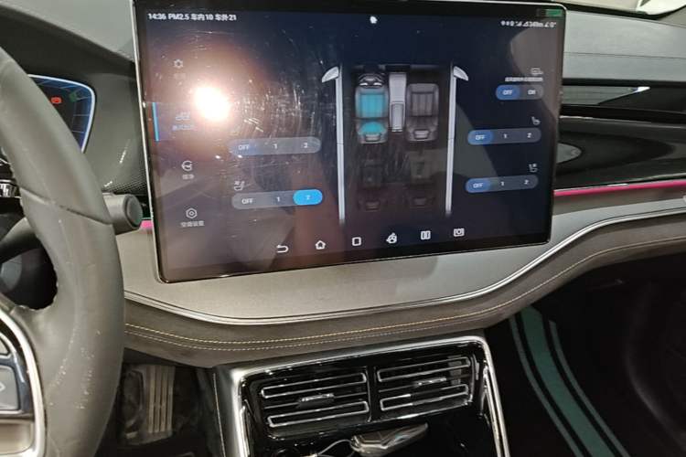 Used BYD Tang New Energy 2022 DM-i 252km Luxury Model Audio And AC Panel