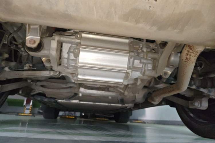 Used BYD Tang New Energy 2022 DM-p 215KM Four-Wheel Drive Flagship Model Chassis Rear