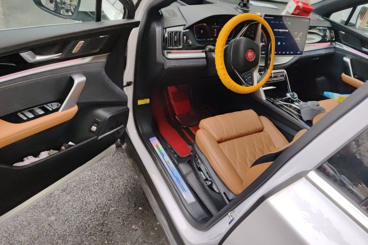 Used BYD Tang New Energy 2022 DM-i 252km Luxury Model Driver Seat