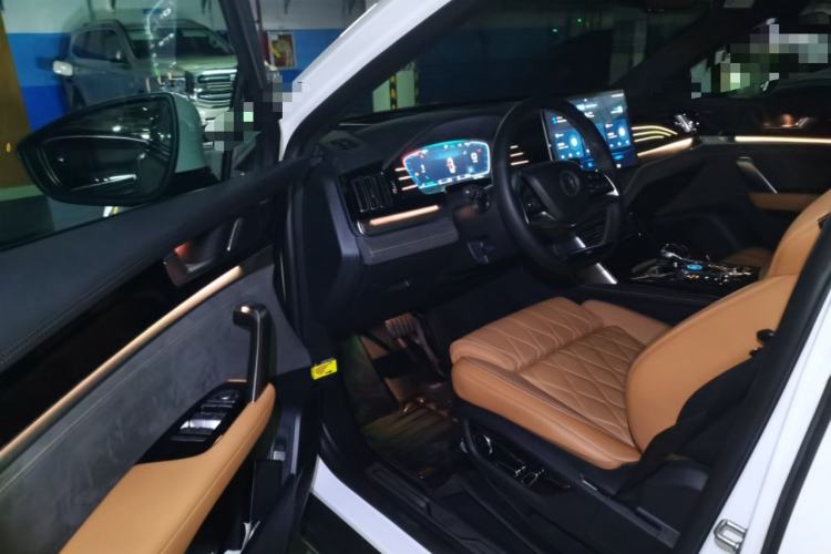 Used BYD Tang New Energy 2022 DM-p 215KM Four-Wheel Drive Flagship Model Driver Seat