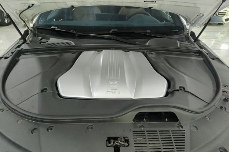 Used BYD Tang New Energy 2022 DM-i 252km Luxury Model Engine Bay