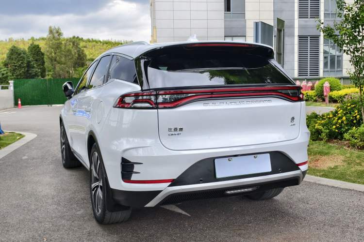 Used BYD Tang New Energy 2022 DM-p 215KM Four-Wheel Drive Flagship Model Exterior 10