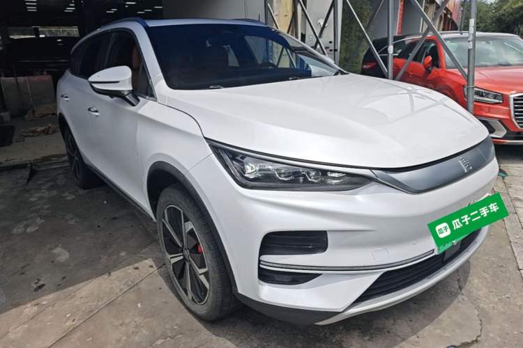 Used BYD Tang New Energy 2022 EV 730KM Luxury Model Front Right 45 Deg