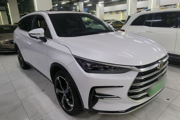 Used BYD Tang New Energy 2022 DM-i 252km Luxury Model Front Right 45 Deg