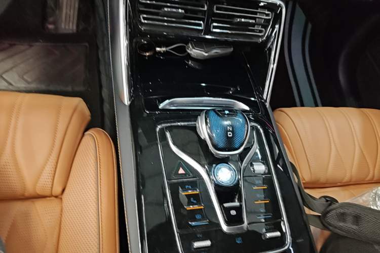 Used BYD Tang New Energy 2022 DM-i 252km Luxury Model Gear Lever