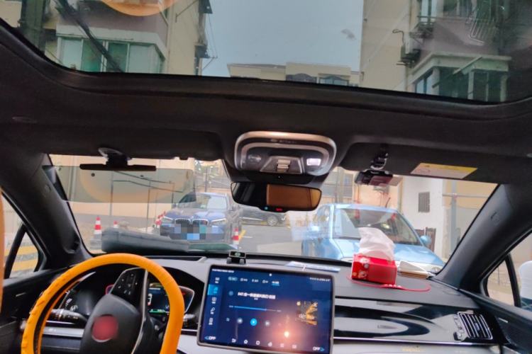 Used BYD Tang New Energy 2022 DM-i 252km Luxury Model Headliner