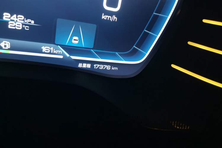 Used BYD Tang New Energy 2022 DM-p 215KM Four-Wheel Drive Flagship Model Odometer Close Up