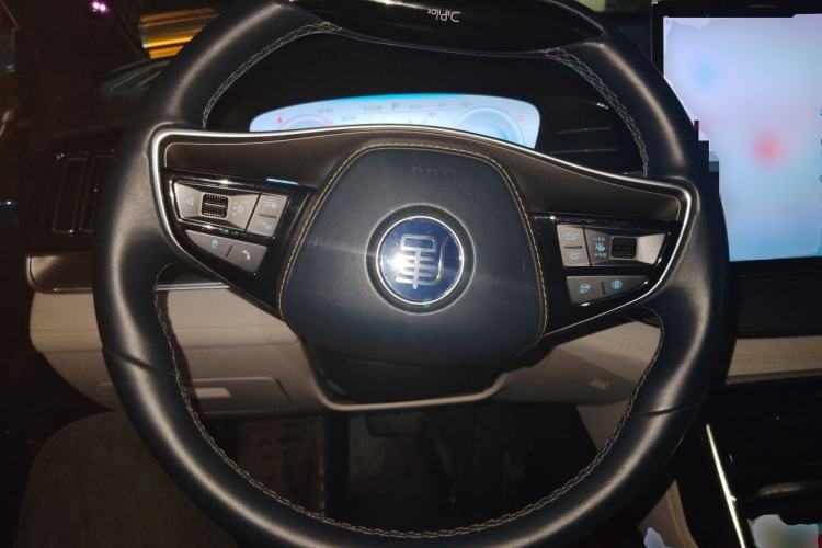 Used BYD Tang New Energy 2022 EV 635 km All-Wheel-Drive Flagship Model Steering Wheel