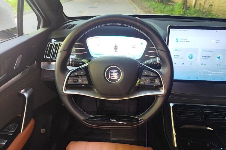 Used BYD Tang New Energy 2022 DM-p 215KM Four-Wheel Drive Flagship Model Steering Wheel